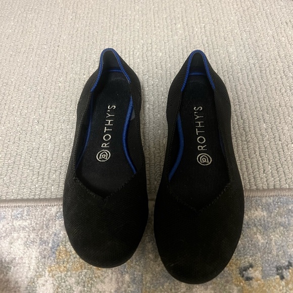 Rothy’s Black Round Toed Flats 7.5 - Picture 2 of 6